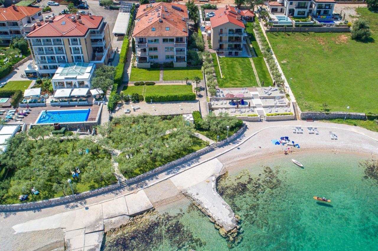 Apartments Villa Malin Malinska Esterno foto